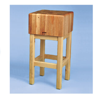 A-Tajo de 4 patas madera. Sin porta cuchillos. Altura total 90 cms