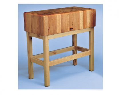 A- Tajo de 4 patas madera. Sin porta cuchillos. Altura total 90 cms