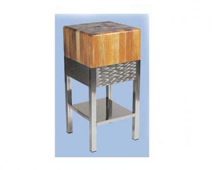 I- Tajo de 4 Pata de acero inox con faldón  Sin portacuchillos  Altura total 90cm