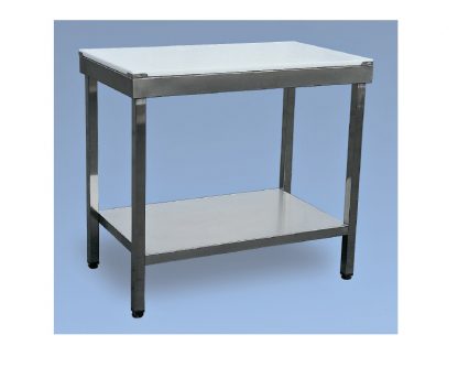 MP- Mesa de acero-inox con sobre total de polietileno SIN estante. Con Sobre total de polietileno de 2 cm grosor. Altura total 87cm. En Blanco (X=B) o Rojo (X=R)