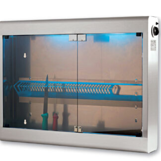Armario esterilizador ultravioleta Soporte: inox 30 cuchillos. Puerta: plexiglas transparente ahumado. Lámpara 2x15W. Temporizador: reloj 0 a 2 horas. Duración aconsejada: 1h 30. Acero-inox.