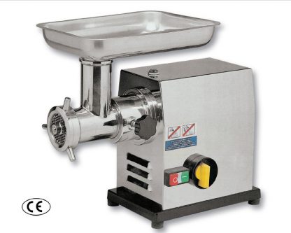 Picadora de carne Boca 12. Cuerpo: acero inoxidable. Grupo picador: acero inoxidable. Cuchilla autoafilante. Interruptor: invertidor de marcha. Potencia 1 HP. Motor: trifásico/monofásico. Producción: 120 kg/h