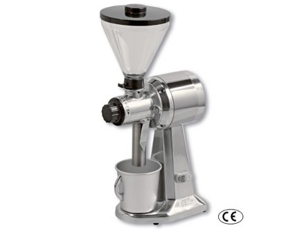 Molino pimienta. Potencia: 1 HP. Producción: 12 kg/h