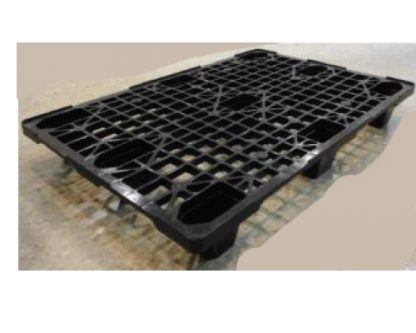 Palet perforado reciclado negro Carga dinámica hasta 850 kg. Carga estática hasta 3.400 kg. Superfície apoyo 9 patas